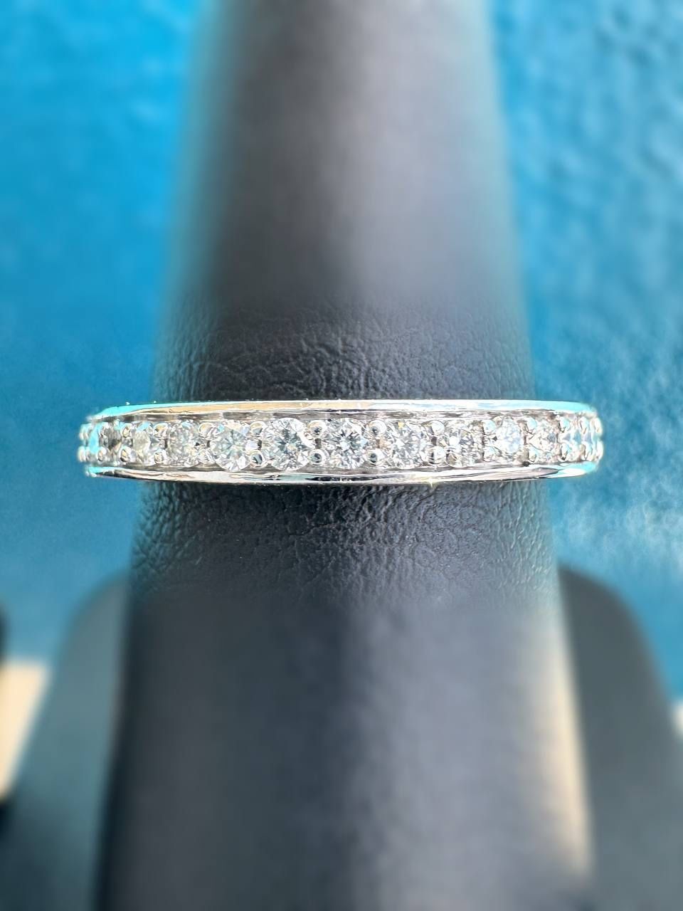 14K Solid White Gold 0.3CTW Natural Diamond Wedding Band Ring Sz 6.75