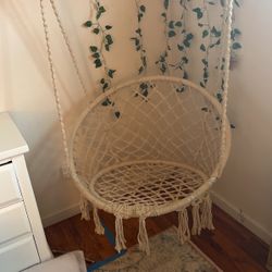 Macramé Hanging Swing