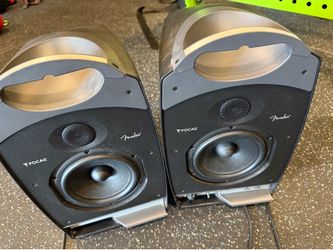 Portable monitor speakers