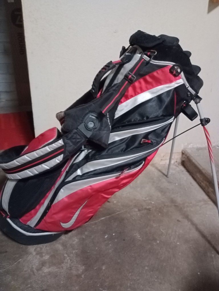 Nike Stand Bag