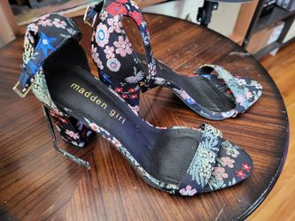 Madden Girl Heels Size 7.5
