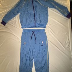 NWT: Lakers Nike Windbreaker Tracksuit/Jumpsuit