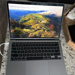 2023 13” MacBook Air Laptop (Like New)