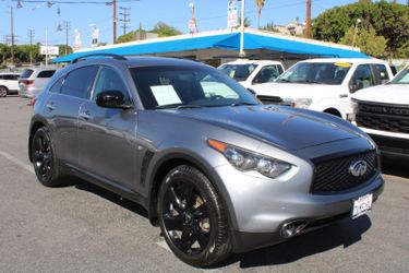 2017 INFINITI QX70