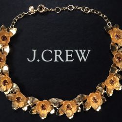 (NEW) (1 AVAILABLE) WOMEN’S J.CREW OVERSIZED FLOWER NECKLACE - SIZE: OS (ONE SIZE) 
