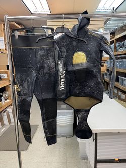 Freediving Suit And Bootie’s