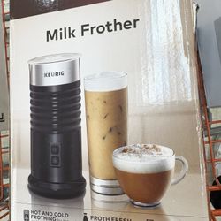 Keurig Standalone Frother Works Non-Dairy Milk, Hot and Cold Frothing, 6 Oz, Black