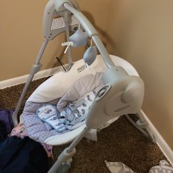 BABY SWING/BASSINET COMBO