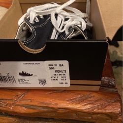 Child’s Size7 Converse 