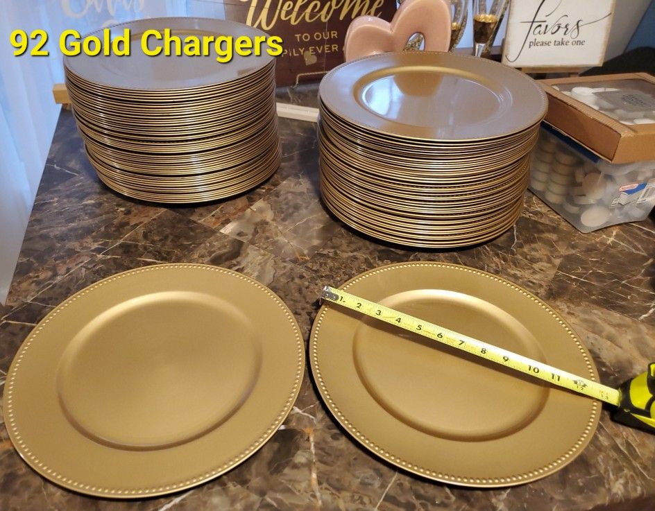 Wedding Stuff (Chargers, Napkins, Candles & Holders, Decor)