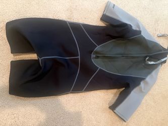 2 Wet suits /black and gray/ med and large