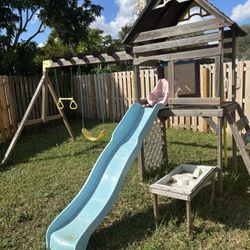 Kids Playground/Playset (swings, etc. included)