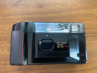Yashica T2