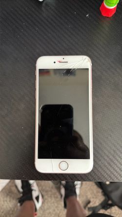 Apple iPhone 6s Rose Gold Cracked Screen