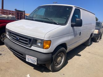 2005 Ford E-150