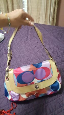 Coach handbag used twice only!!