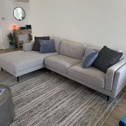 Sectional Couch 