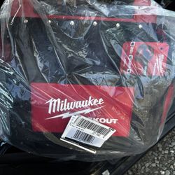 Milwaukee Pack out Bag