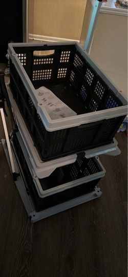 Collapsible Plastic Storage Crates Set