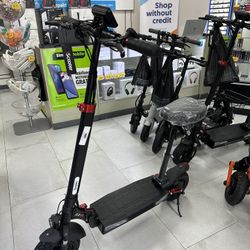 iScooter iX3 Electric Scooter 25MPH! Finance For $50 Down Payment!!