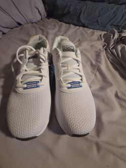 Sketchers shoes new