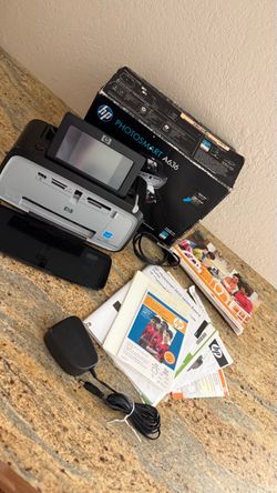 HP Photosmart A636 Compact Photo Printer with Box & Accessories