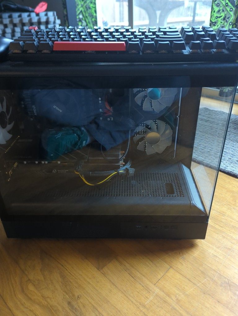 Gaming computer 