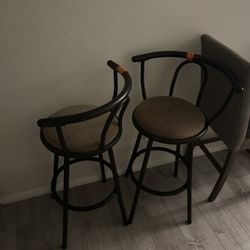 2x Barstools