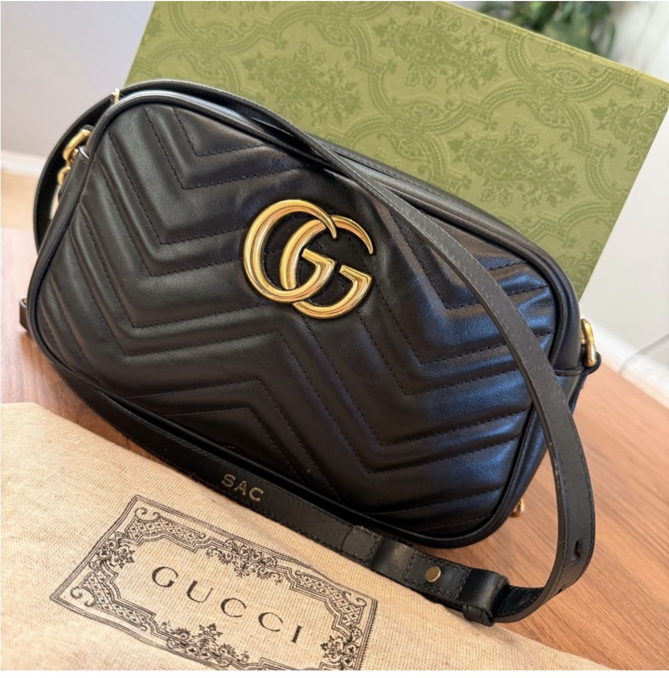 GG Marmont Small Matelasse Shoulder Bag