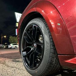 RINES 20" STAGGERED HELLCAT REPLICA LLANTA 20X9 CON 245 45 20 FRONT 20X10.5 CON 275 40 20 BACK