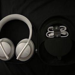 Bose  Headphones for Sale in Seattle, WA   OfferUp