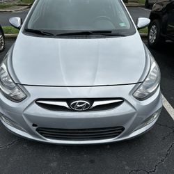 2012 Hyundai Accent