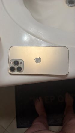 Perfect iPhone 14 Max $450 no negotiation. Great deal