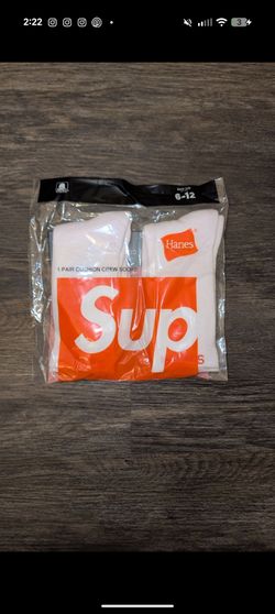 Supreme socks
