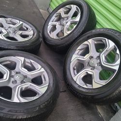 Wheel  18 5 Lugs 5x114.3 Honda Like New 