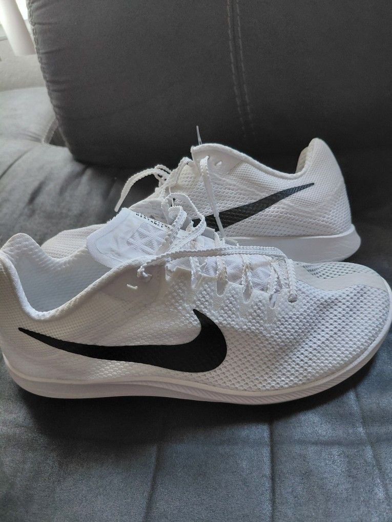 Running Nike Track Shoes