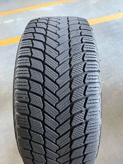 4 Michelin X-Ice Snow SUV Winter Tires 235/55R18