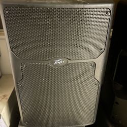 2 Peavey In Very Good Conditions. 