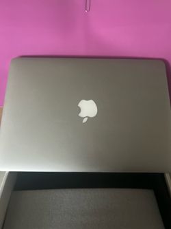 2017 MacBook Air 13” Like New