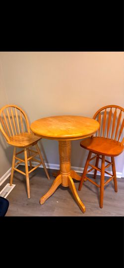 Table chair set