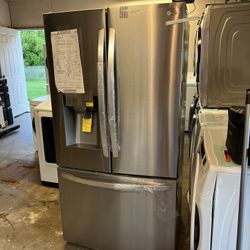 Refrigerator - Refrigerador 