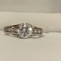 Beautiful Chrystal Ring Pickup In Napervilleonly