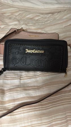 Juicy Couture Wrist Wallet