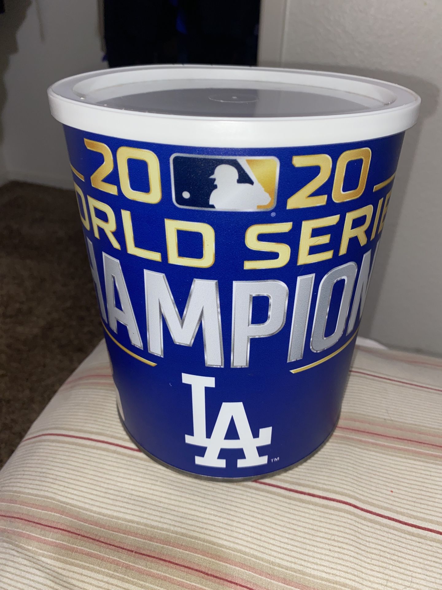 Dodgers 1 Gallon Tin