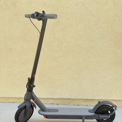 Electric scooter