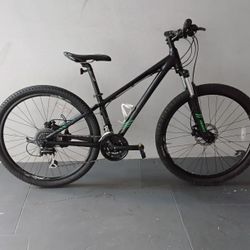 BICYCLE GIANT 24 SPEED SIZE 27,5 BRAND NEW 
