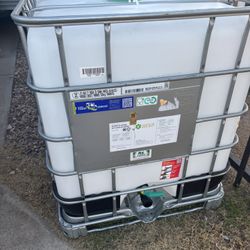 IBC TANKS / TOTES