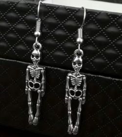 Skeleton earrings