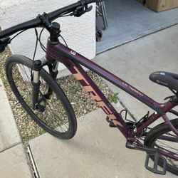 Trek Marlin 6 Bicycle 