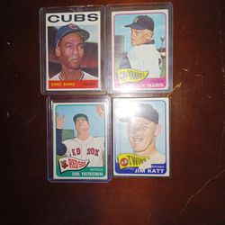 Vintage BASEBALL CARDS